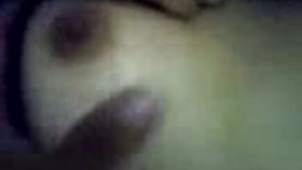Kelepçelerden vazgeçmenin olgun xxx porno kolay olacağını düşündüm.